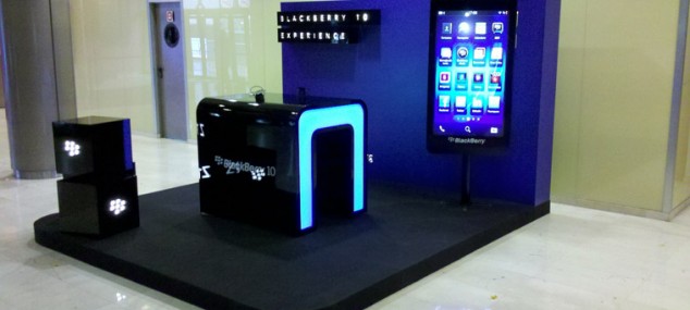 Stand Blackberry